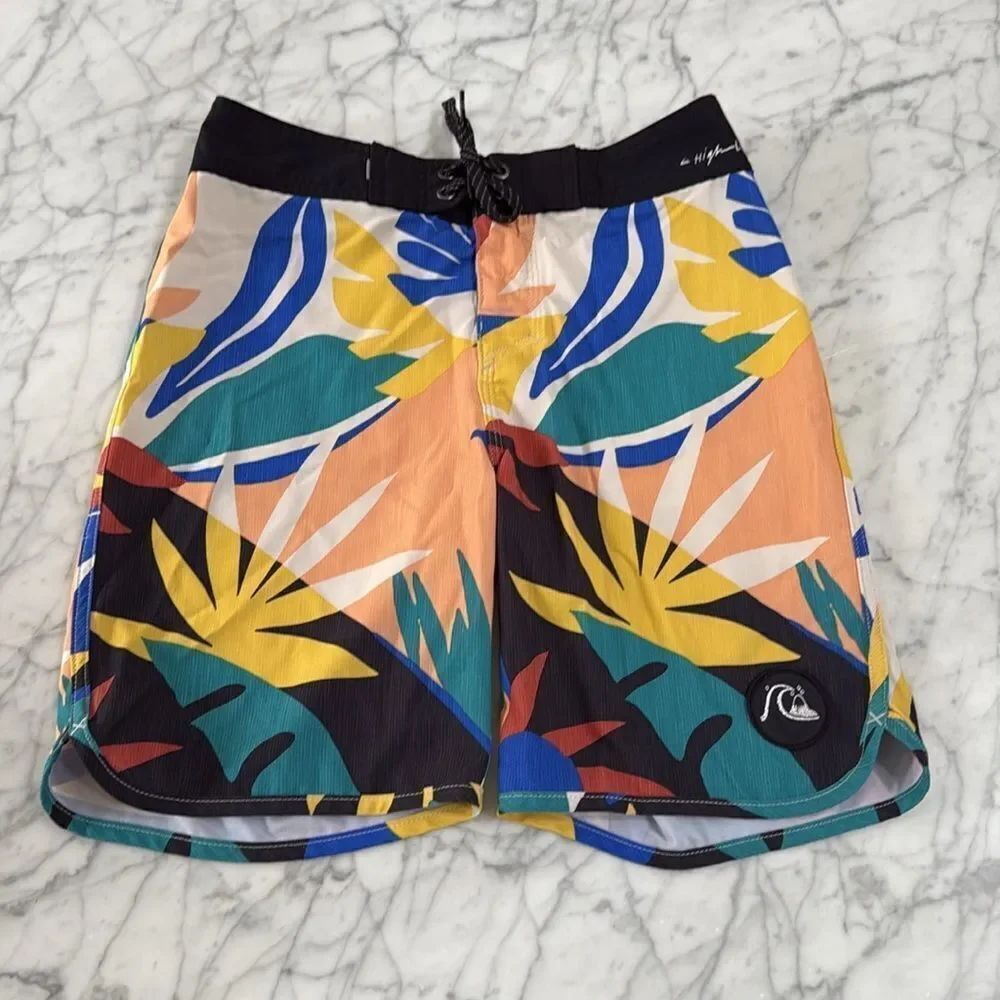 Quiksilver High Line Board Shorts Boys Youth 12 Tropical Print Drawstring